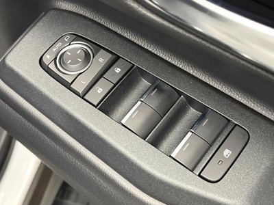 2025 Toyota LAND CRUISER 250 — миниатюра 48