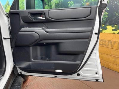 2025 Toyota LAND CRUISER 250 — миниатюра 36
