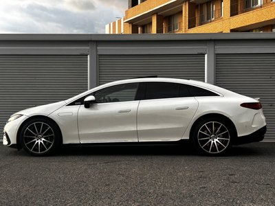 MERCEDES-BENZ EQS - 10