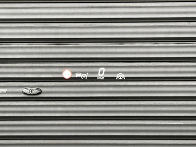 MERCEDES-BENZ EQS - 8