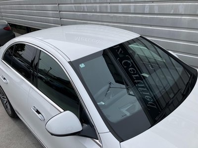 MERCEDES-BENZ E-CLASS - 9