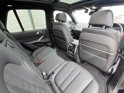 2022 BMW X5 缩略图 17