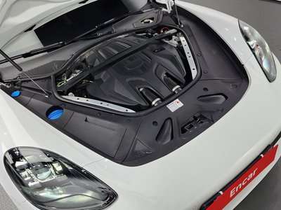 PORSCHE PANAMERA - 7