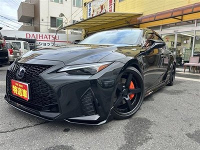 LEXUS IS