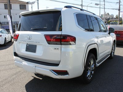 2025 Toyota LAND CRUISER 300 照片 9