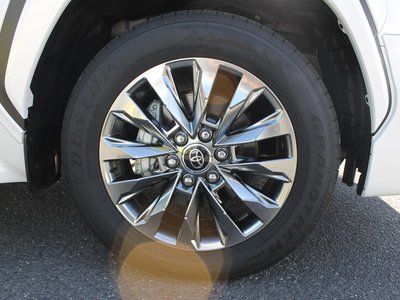 2025 Toyota LAND CRUISER 300 缩略图 16