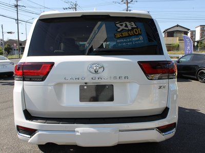 2025 Toyota LAND CRUISER 300 照片 8