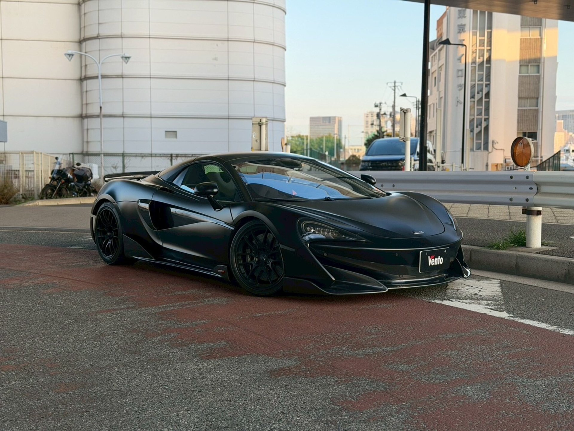 MCLAREN 600LT SPIDER - View 1
