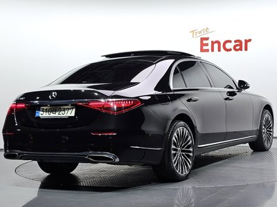 2022 Mercedes-BENZ S-CLASS photo 2