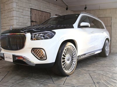 MERCEDES-BENZ GLS - 2