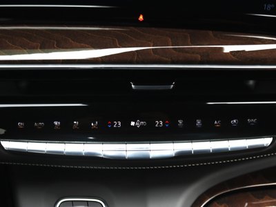 صورة مصغرة 28 لـ 2022 Cadillac ESCALADE