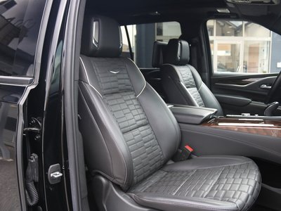 صورة مصغرة 15 لـ 2022 Cadillac ESCALADE