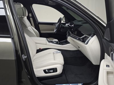 2026 BMW X5 thumbnail 18