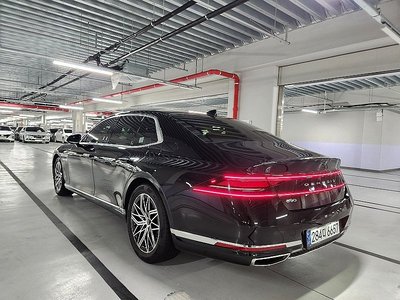 صورة 3 لـ 2022 GENESIS G90 (RS4)