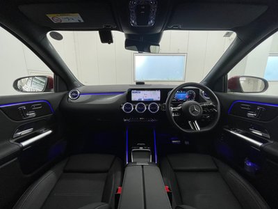 MERCEDES-BENZ GLA - 10