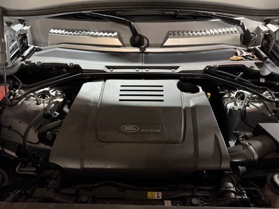 LAND ROVER DEFENDER - 7