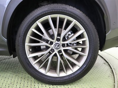صورة مصغرة 15 لـ 2023 Lexus NX
