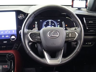 صورة مصغرة 24 لـ 2023 Lexus NX
