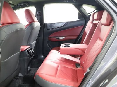 صورة مصغرة 31 لـ 2023 Lexus NX