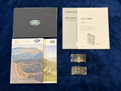 LAND ROVER DEFENDER - 5