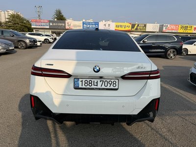 BMW 5 SERIES - 7