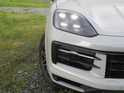 PORSCHE CAYENNE - 4