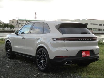 PORSCHE CAYENNE - 10