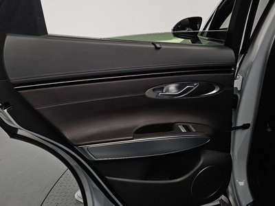 2021 Genesis GV70 — миниатюра 15