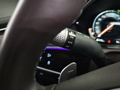 2021 Genesis GV70 — миниатюра 30