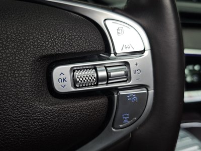 2021 Genesis GV70 — миниатюра 37