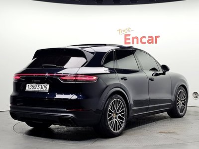 PORSCHE CAYENNE - 4