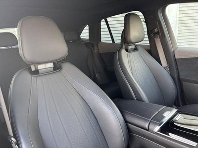 MERCEDES-BENZ EQE - 4