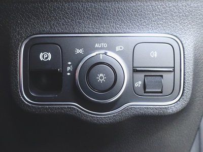 2023 Mercedes-BENZ GLB 缩略图 20