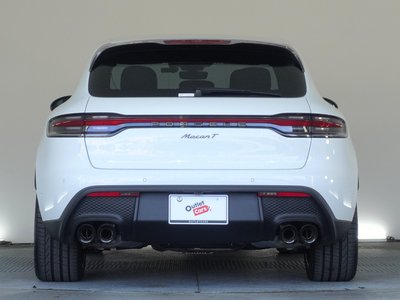 PORSCHE MACAN - 9