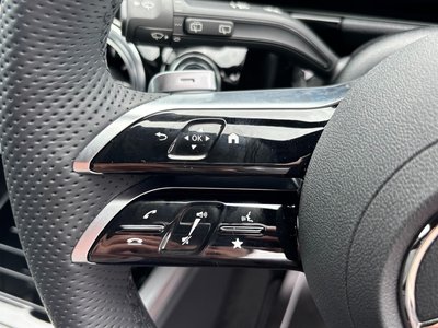 MERCEDES-BENZ GLA - 10