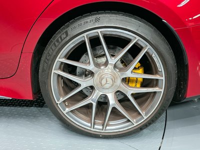 MERCEDES-BENZ GT AMG - 8