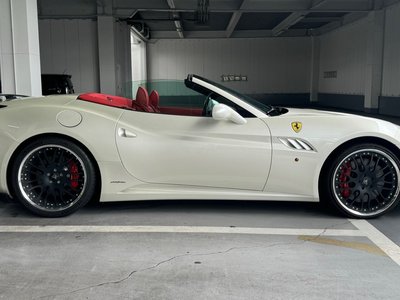 FERRARI CALIFORNIA - 3