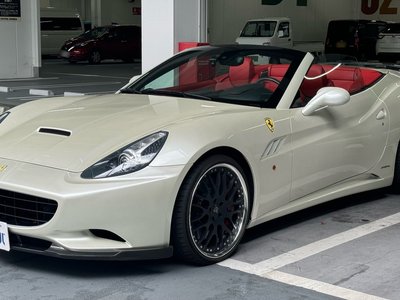 FERRARI CALIFORNIA - 1