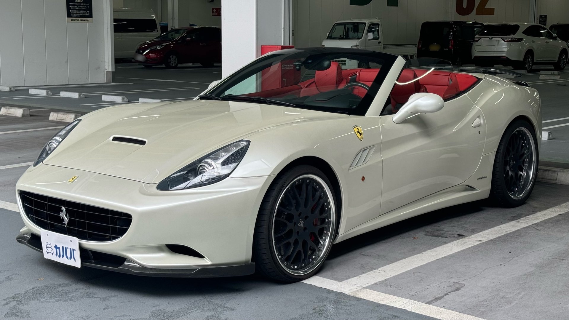 FERRARI CALIFORNIA - View 1
