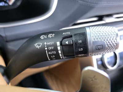 2020 Genesis GV80 thumbnail 32