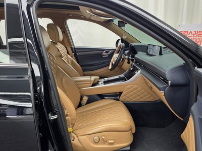 2020 Genesis GV80 thumbnail 17