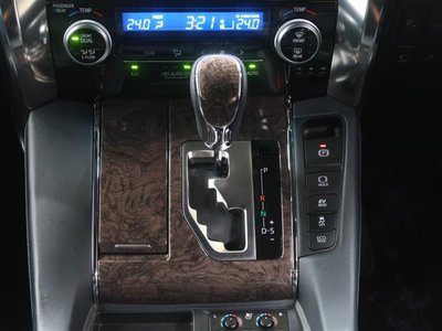 2022 Toyota ALPHARD thumbnail 24