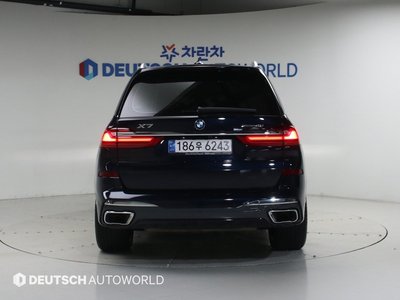 2022 BMW X7 照片 3