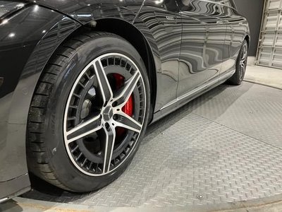 MERCEDES-BENZ EQE - 4