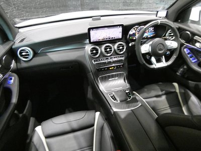 صورة 6 لـ 2021 Mercedes-BENZ GLC AMG