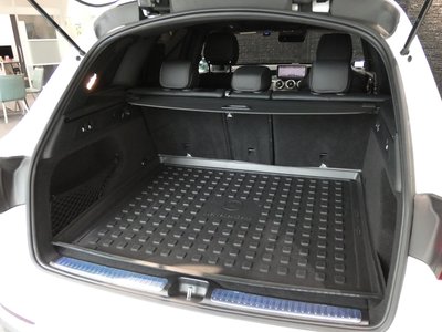 صورة مصغرة 17 لـ 2021 Mercedes-BENZ GLC AMG