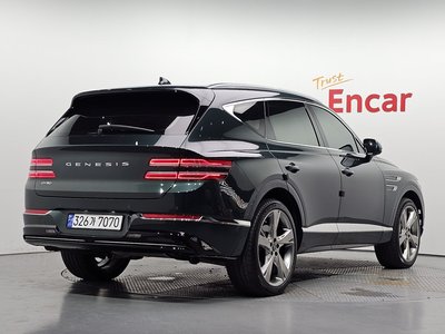صورة 4 لـ 2022 Genesis GV80