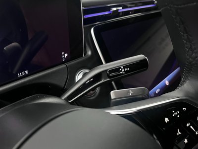 MERCEDES-BENZ E-CLASS - 9