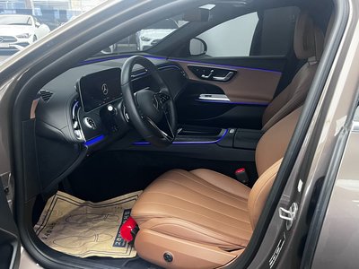 MERCEDES-BENZ E-CLASS - 4