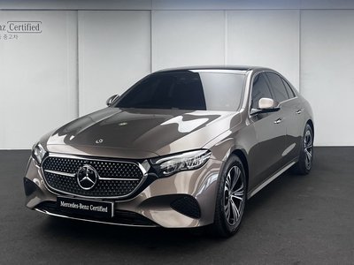 MERCEDES-BENZ E-CLASS - 1